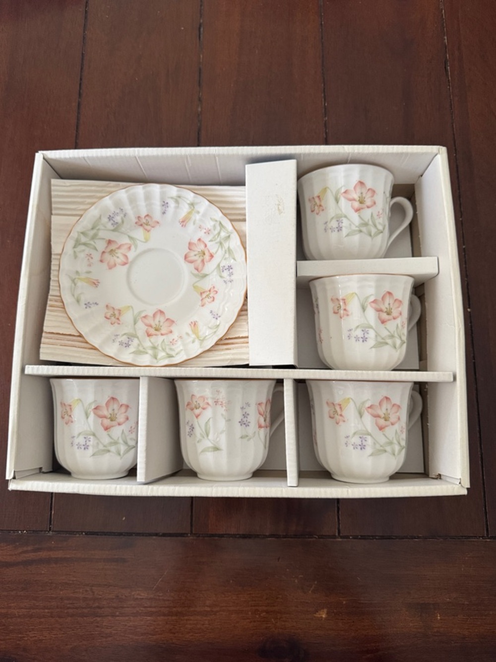 Japanese Fine China Tea Set